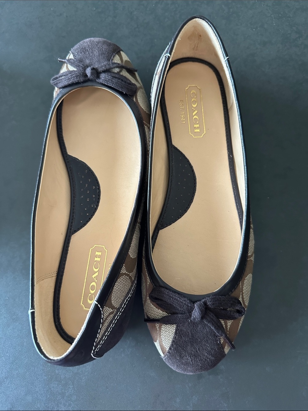 NWT!!! COACH Vintage Brown Signature Canvas and Suede Bow Ballet Flats - Picture 9 of 9